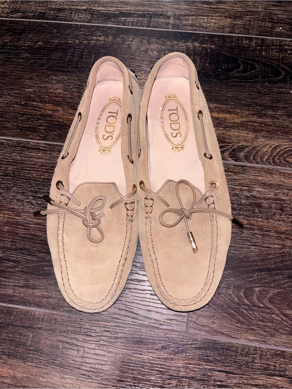 TOD'S Women’s Gommino suede boat shoes in Beige